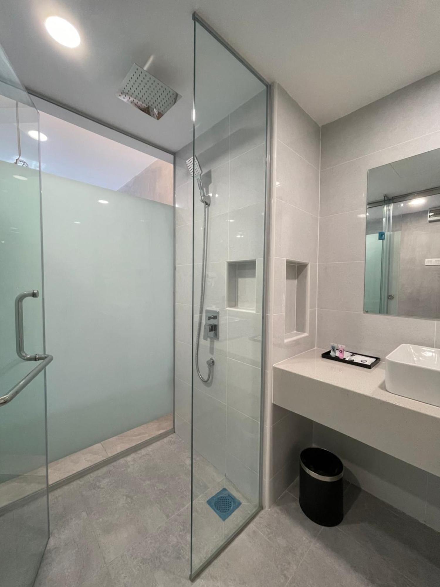Hpy Hotel Ίπο Εξωτερικό φωτογραφία